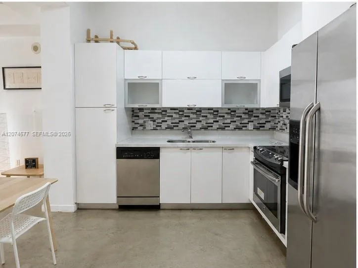 234 NE 3rd St # 206, Miami, FL 33132 photo 4