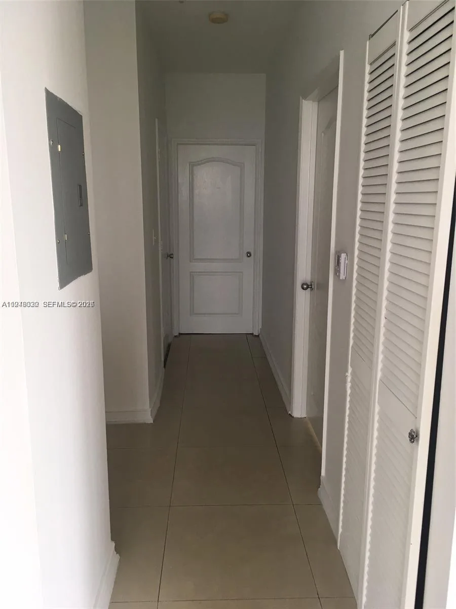 5091 NW 7th St # 602, Miami, FL 33126 photo 4