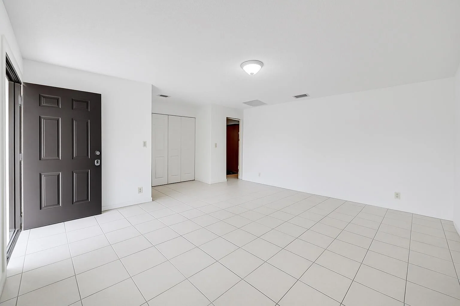 1226 N Haverhill Road # 4, Haverhill, FL 33417 — photo 4 of 10