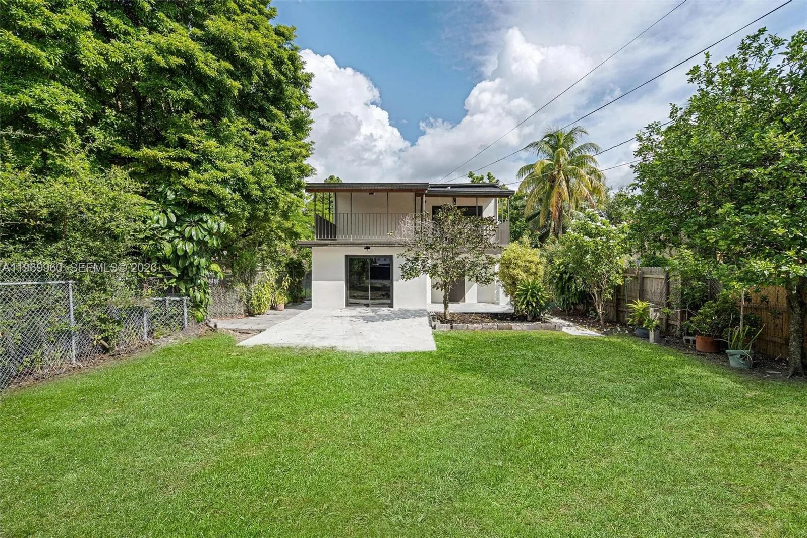 1523 NW 38th St, Miami, FL 33142 photo 5