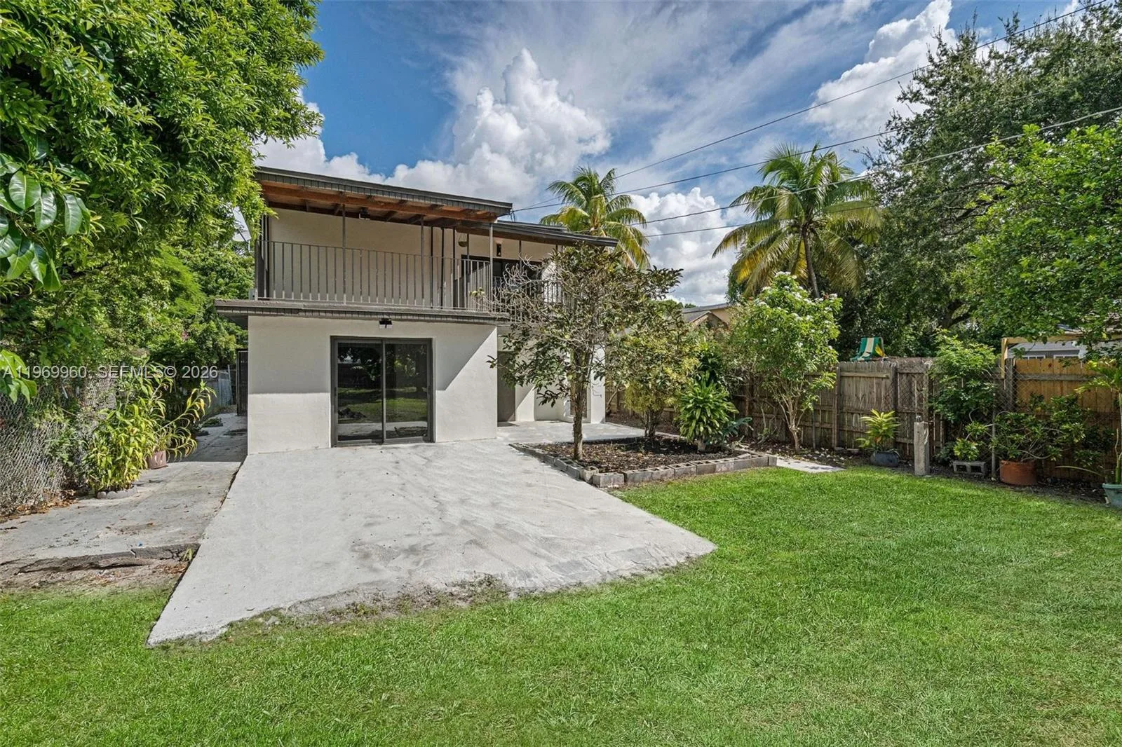 1523 NW 38th St, Miami, FL 33142 photo 6