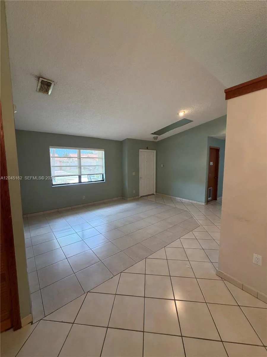 3262 SW 139th Pl, Miami, FL 33175 photo 5