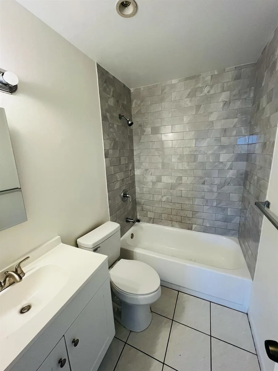 9911 Sandalfoot Boulevard # 112, Boca Raton, FL 33428 photo 6