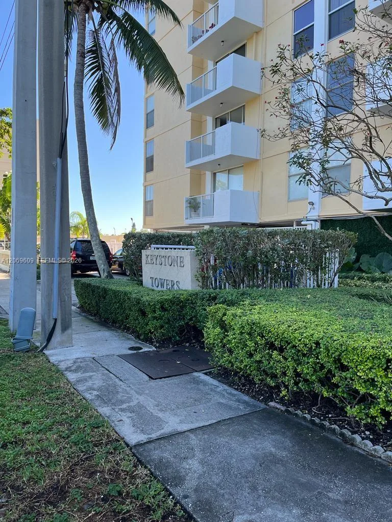 2020 NE 135th St # 609, North Miami, FL 33181 photo 6