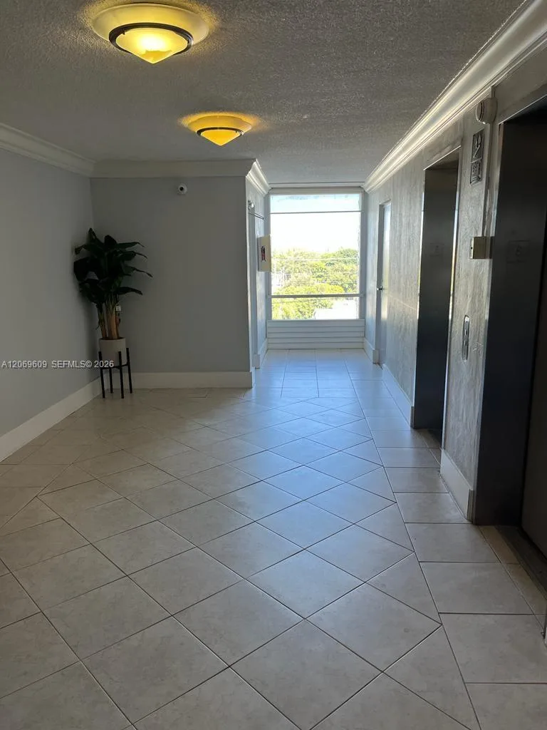 2020 NE 135th St # 609, North Miami, FL 33181 photo 8