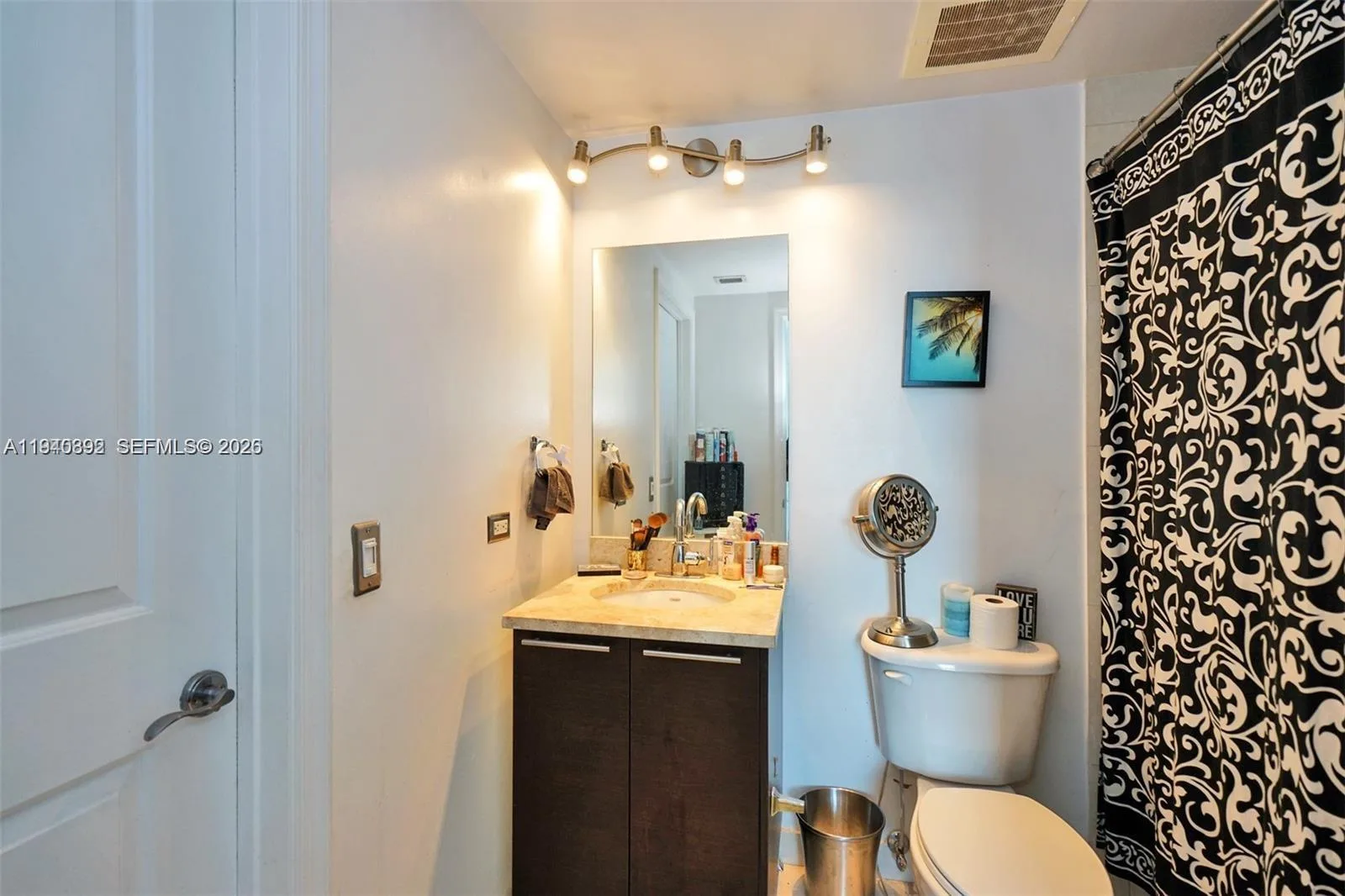 480 NE 30th St # 1403, Miami, FL 33137 photo 12