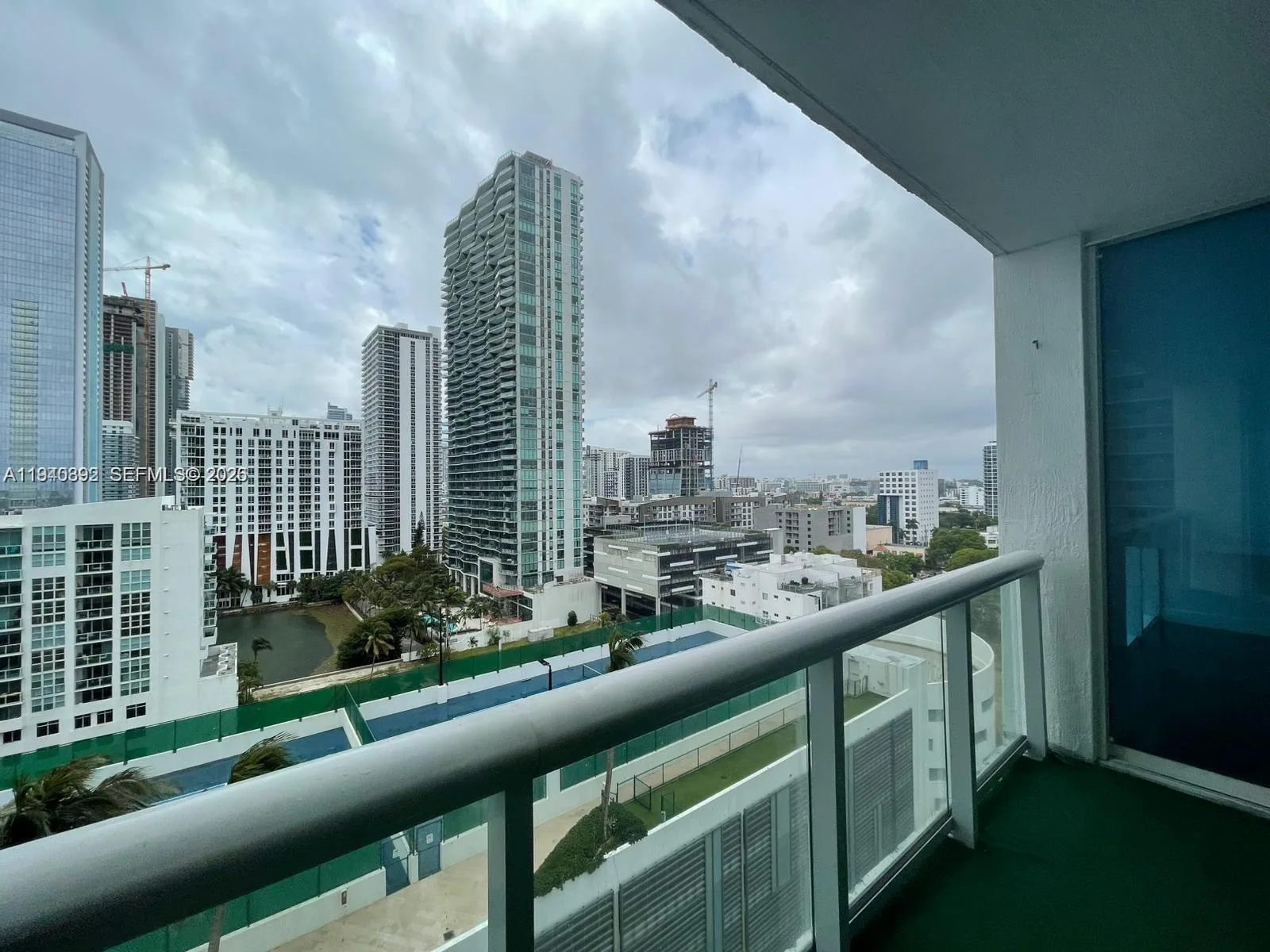 480 NE 30th St # 1403, Miami, FL 33137 photo 2
