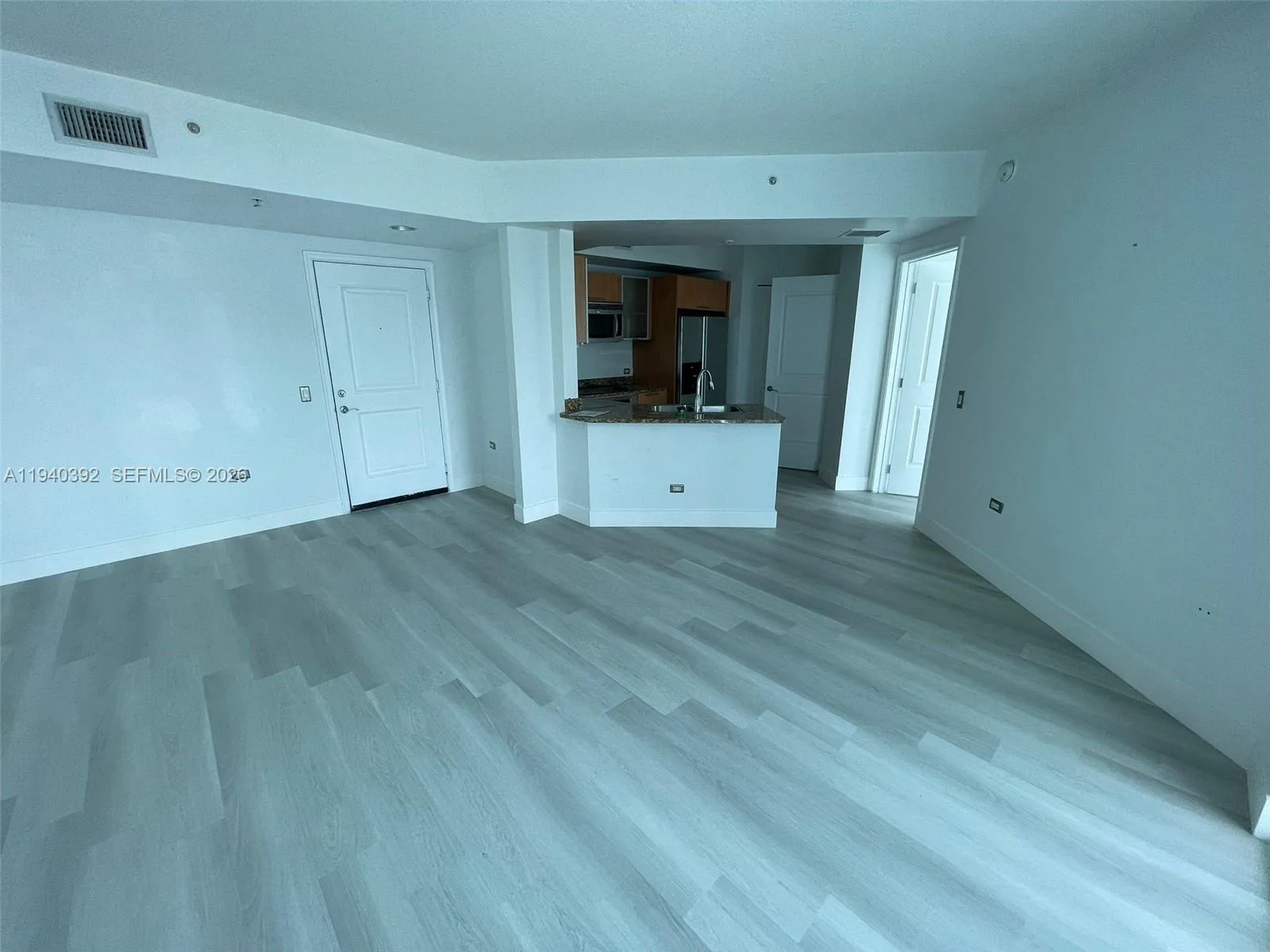 480 NE 30th St # 1403, Miami, FL 33137 photo 6