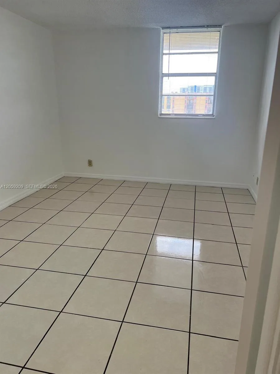 801 NW 47th Ave # W612, Miami, FL 33126 — zdjęcie 5