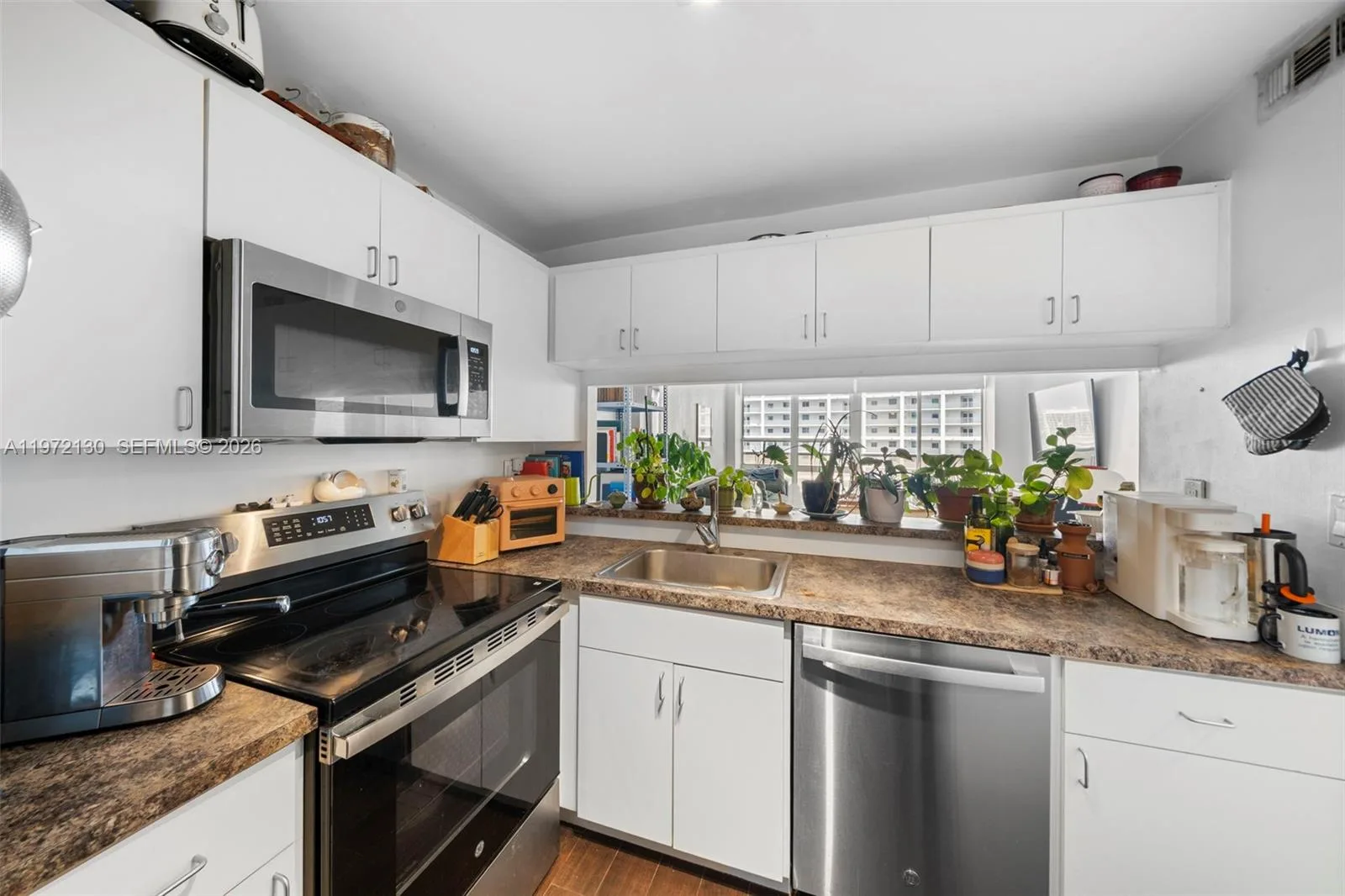 600 NE 36th St # 1815, Miami, FL 33137 photo 13