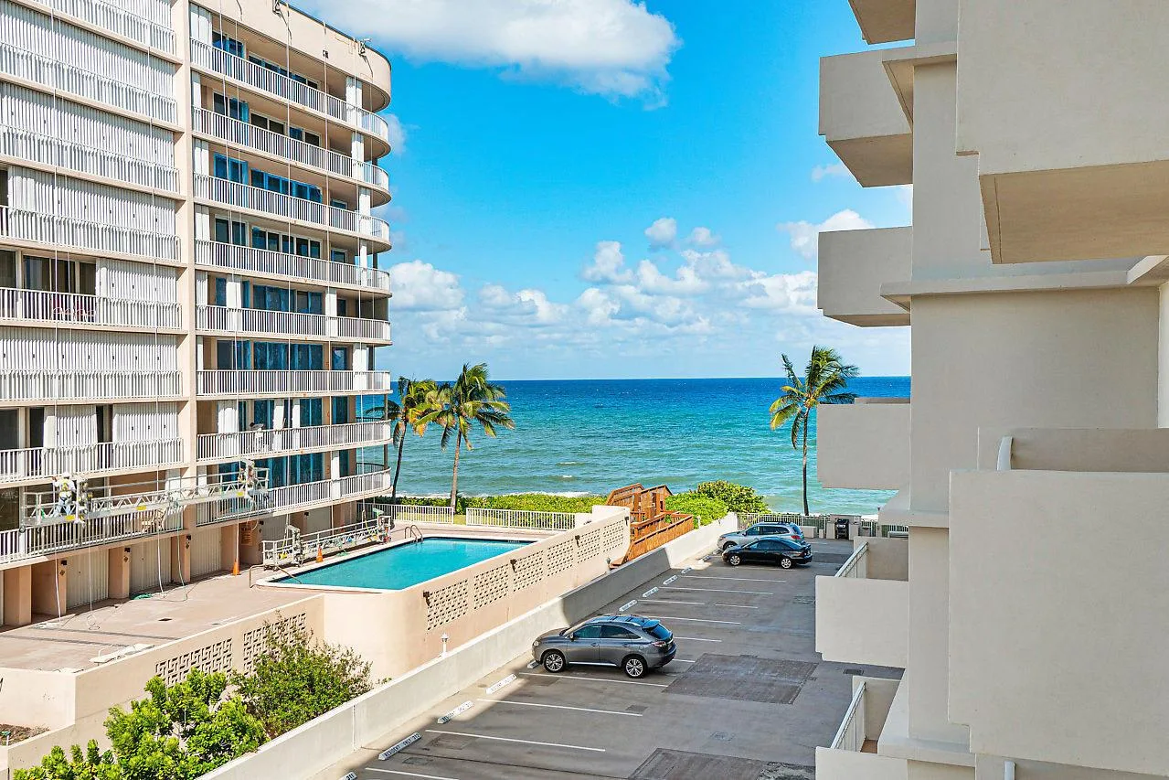 3215 S OCEAN Boulevard # 302, Highland Beach, FL 33487
