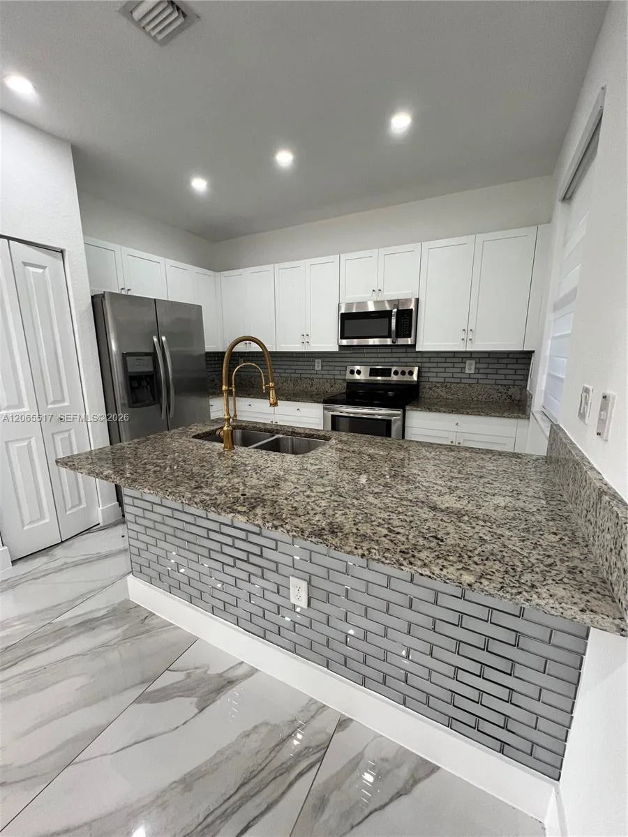 11370 SW 254th Ter # 11370, Homestead, FL 33032 photo 2