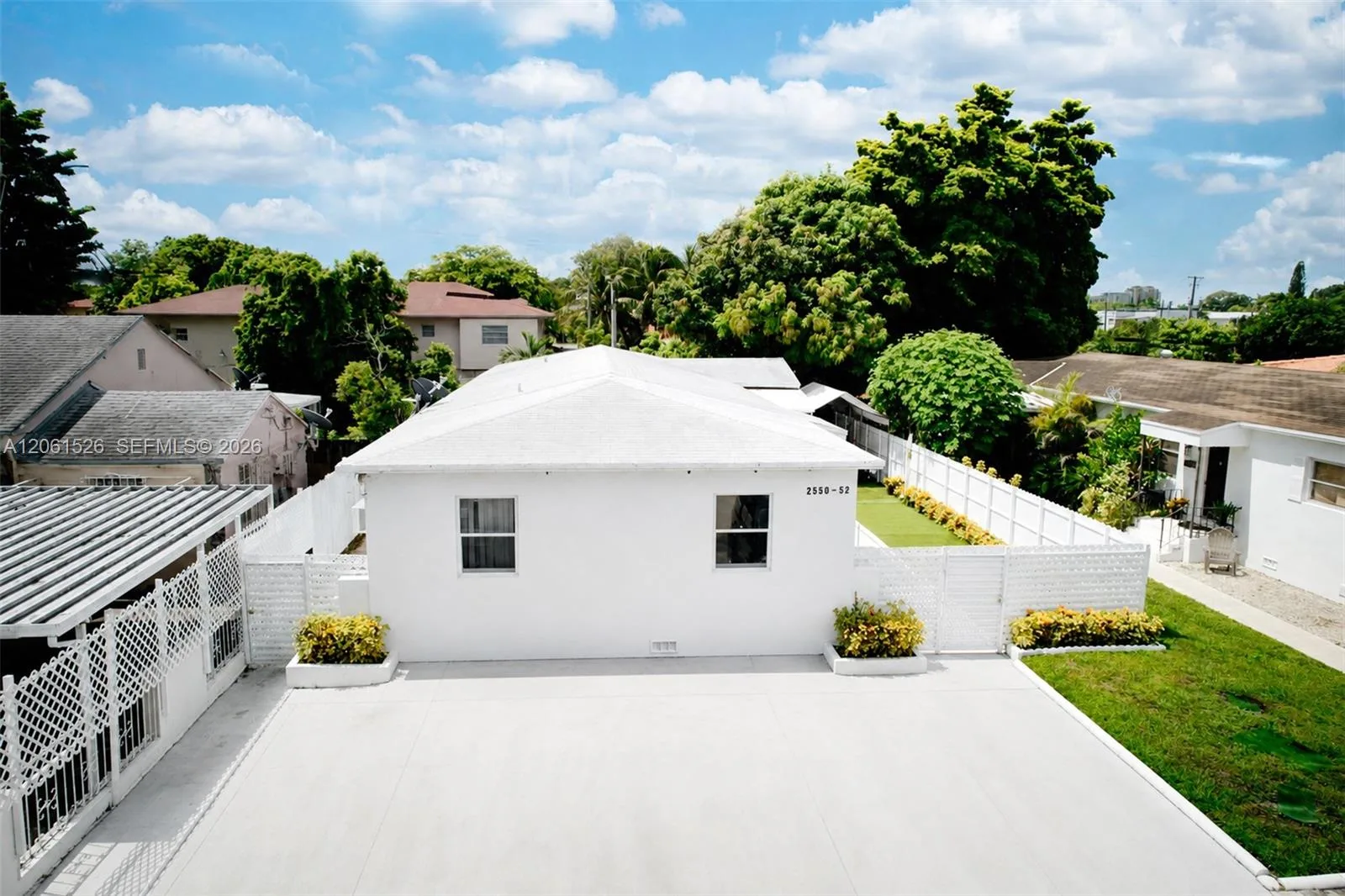 2550-2552 SW 10 St, Miami, FL 33135