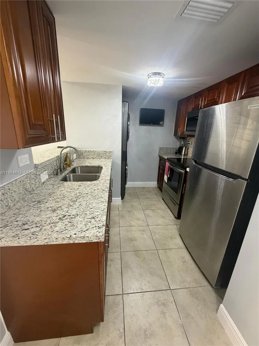 1955 NW 5th Pl # 13, Miami, FL 33136 photo 10