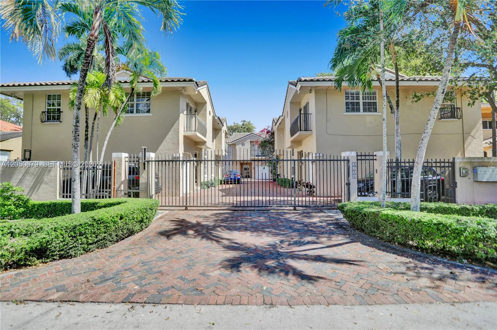 3135 Gifford Ln # A, Miami, FL 33133