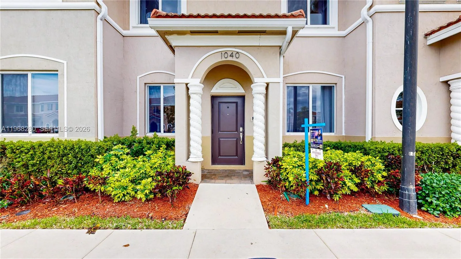 1040 SE 24th Ave, Homestead, FL 33035 photo 4