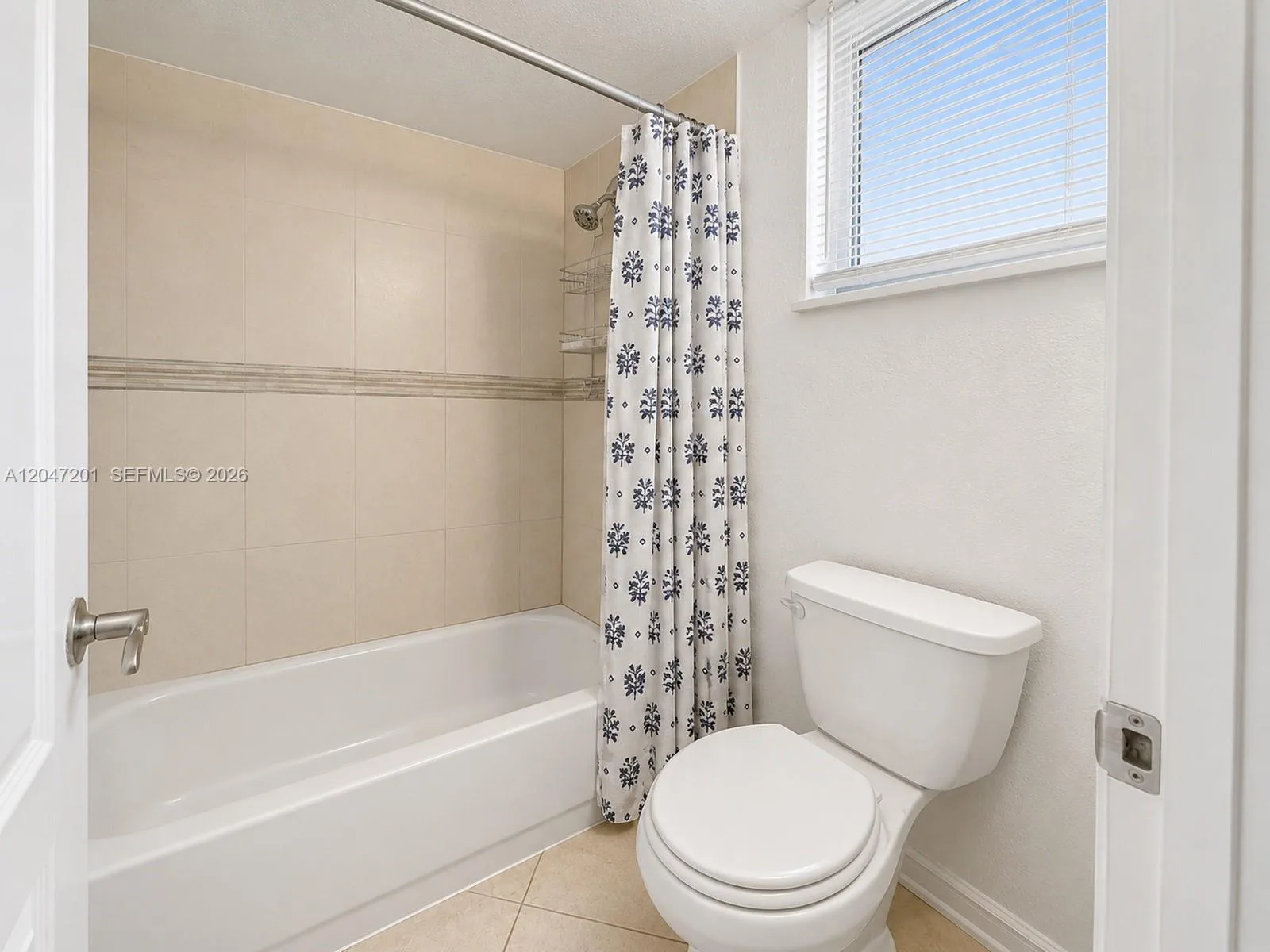 8870 Fontainebleau Blvd # 106, Miami, FL 33172 photo 10