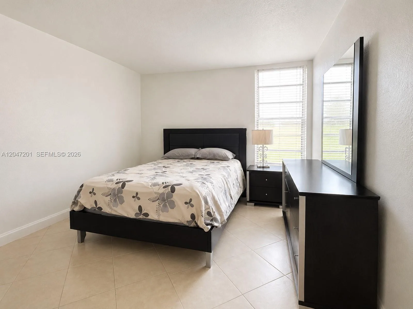 8870 Fontainebleau Blvd # 106, Miami, FL 33172 photo 12