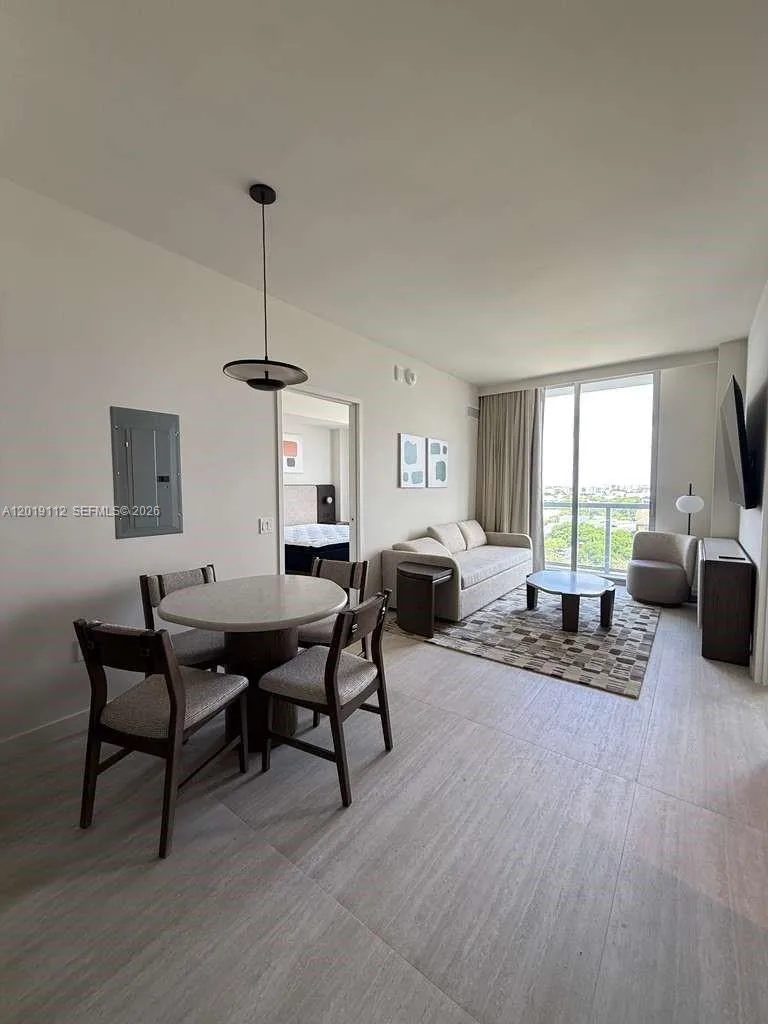 1611 SW 2nd ave # 911, Miami, FL 33129