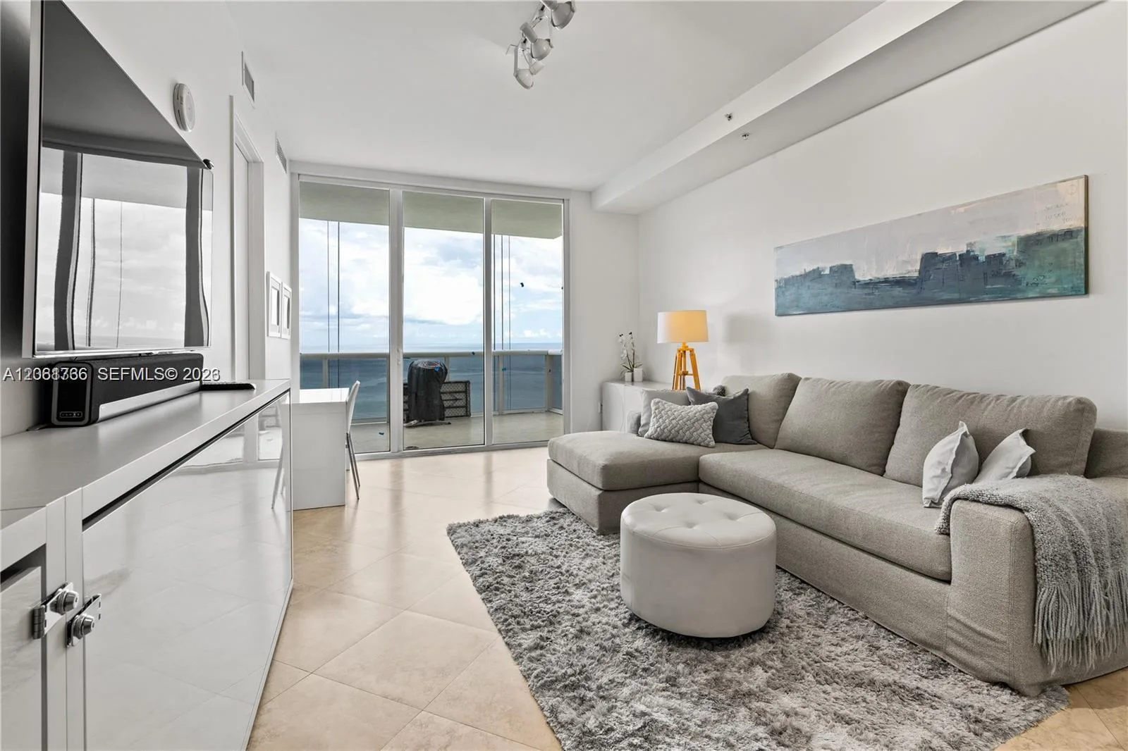 18201 Collins Ave # 3702, Sunny Isles Beach, FL 33160