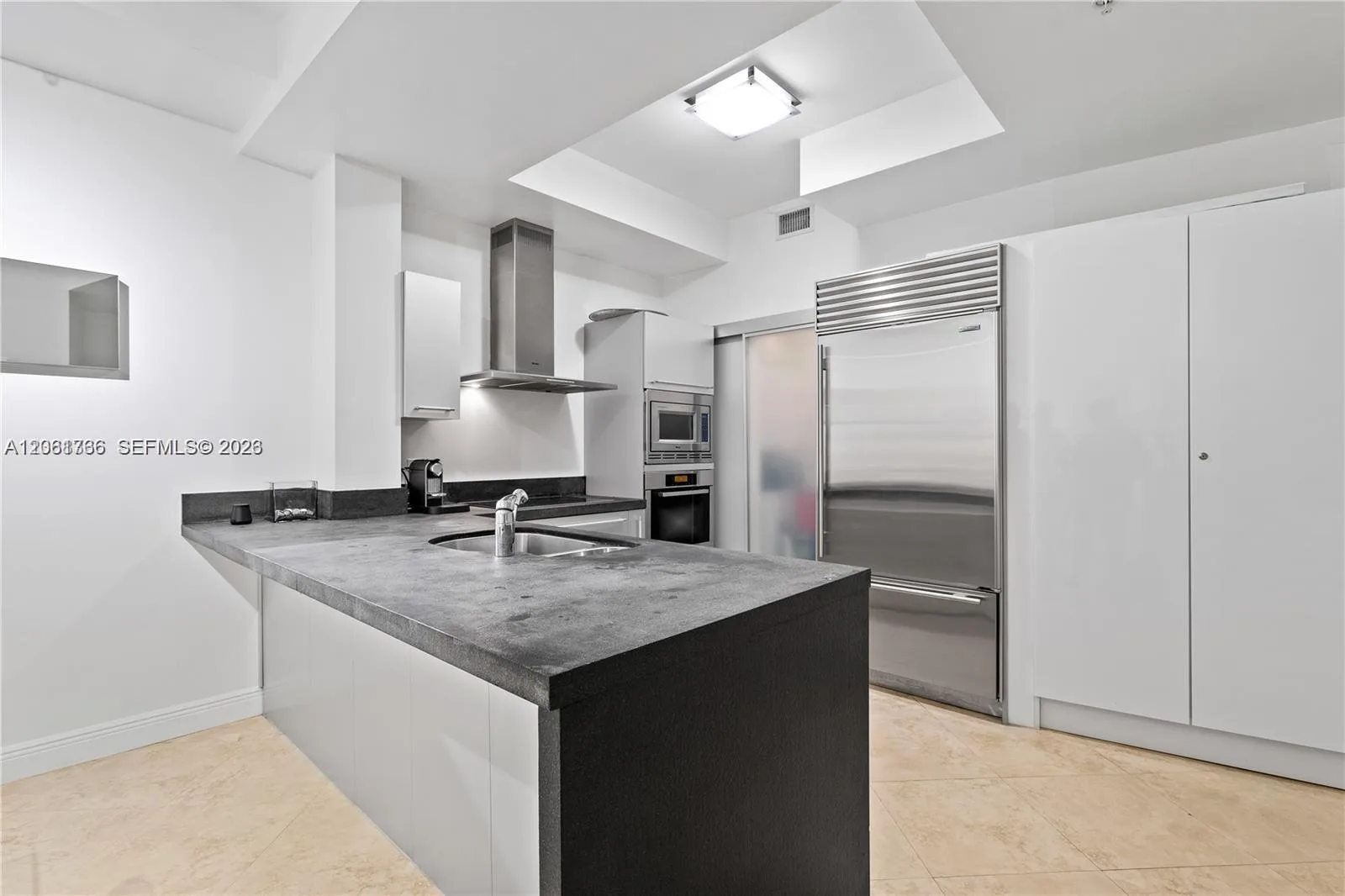 18201 Collins Ave # 3702, Sunny Isles Beach, FL 33160 photo 9