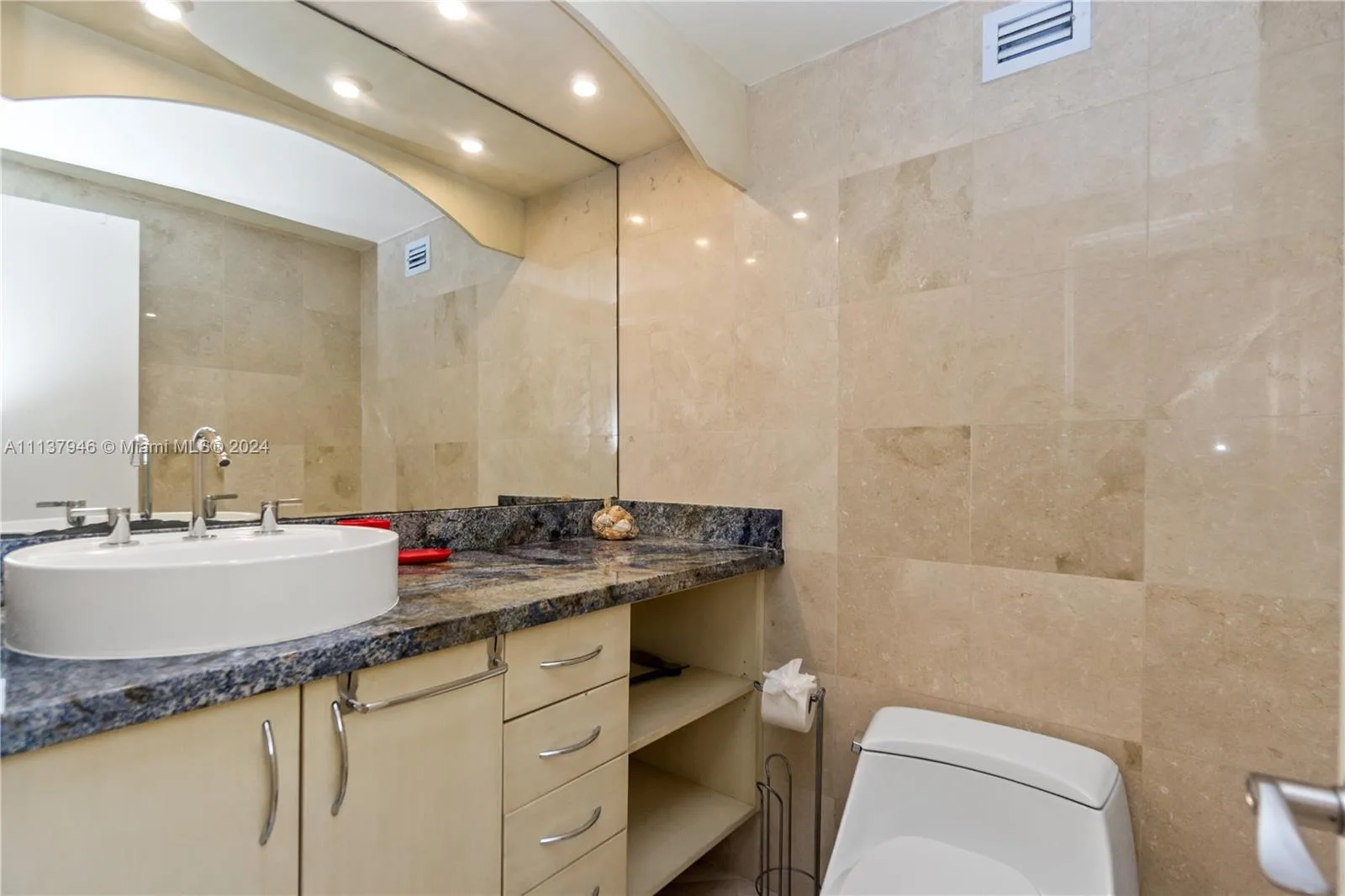 100 Lincoln Rd # 1533, Miami Beach, FL 33139 photo 10