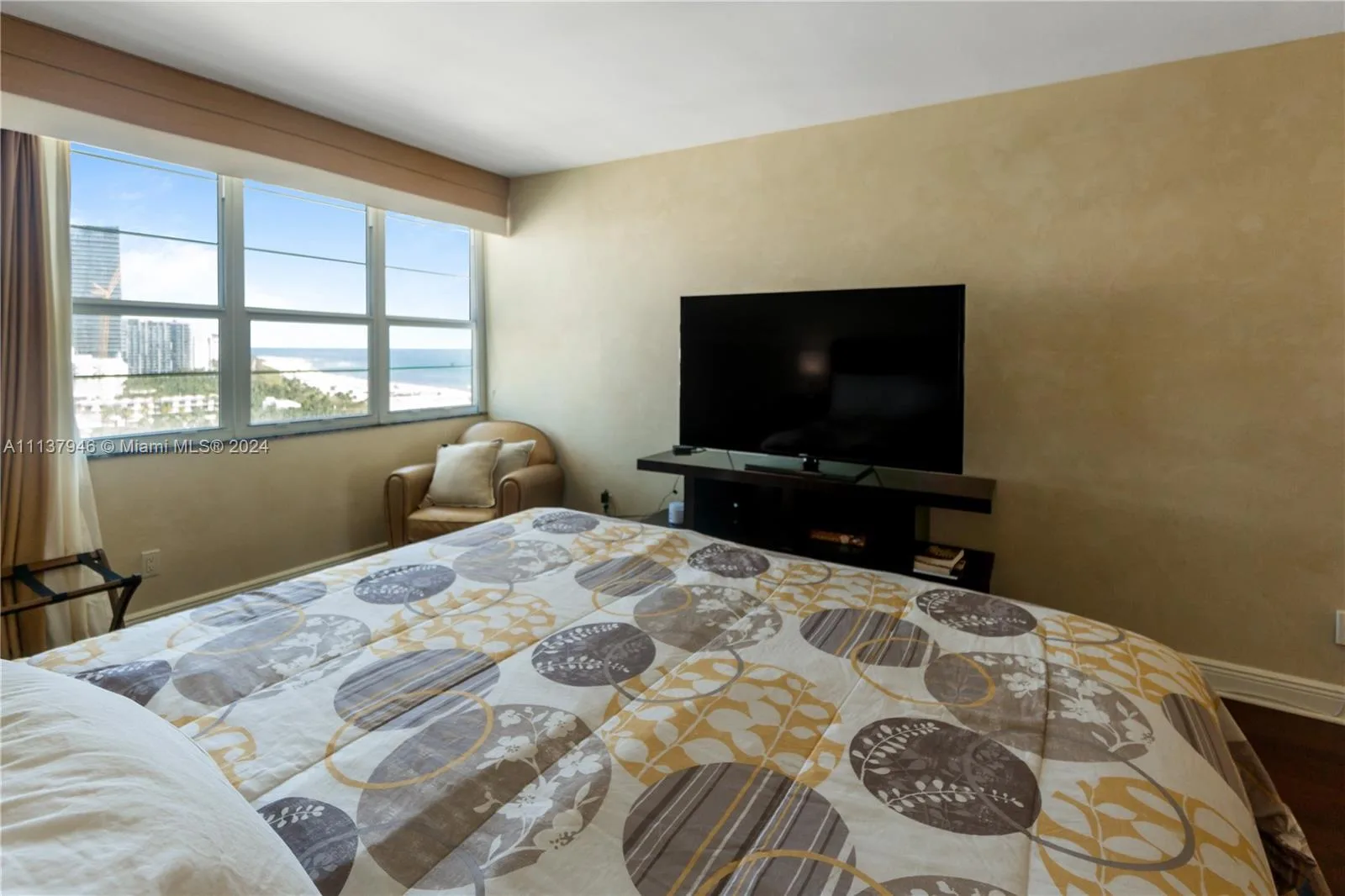 100 Lincoln Rd # 1533, Miami Beach, FL 33139 photo 13