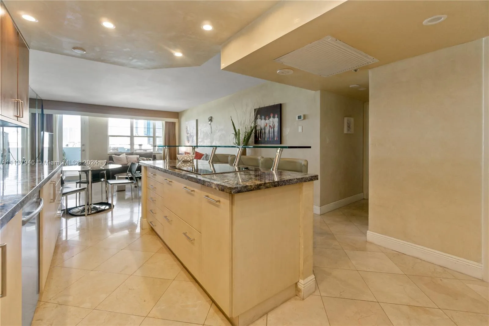 100 Lincoln Rd # 1533, Miami Beach, FL 33139 photo 6