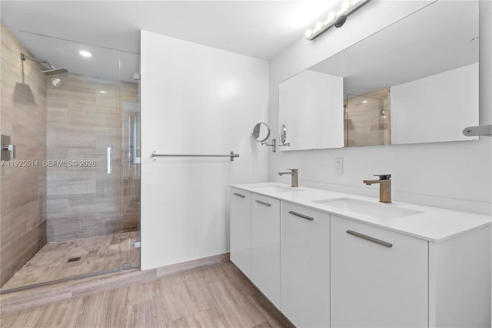 1300 Brickell Bay Dr # 3500, Miami, FL 33131 photo 11