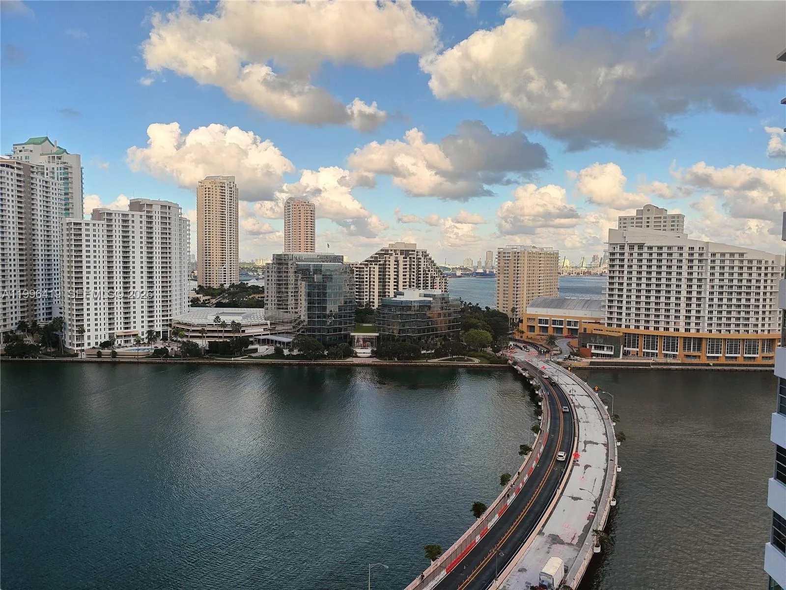 801 Brickell Bay Dr # 1961, Miami, FL 33131 photo 3