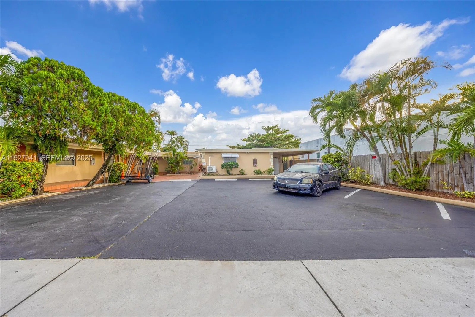 6124 Pembroke Rd # 1-8, Miramar, FL 33023