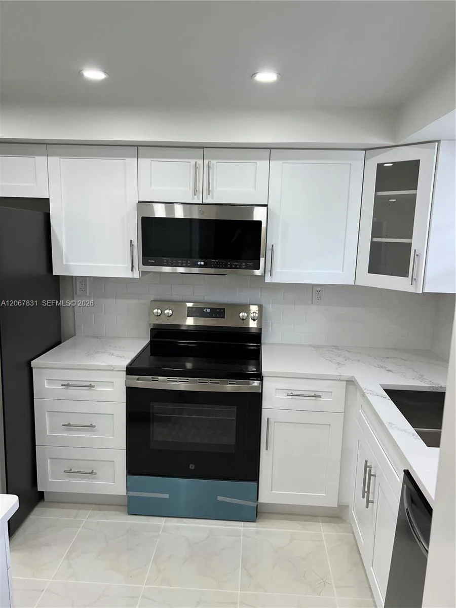 5900 NW 44th St # 405, Lauderhill, FL 33319 photo 10