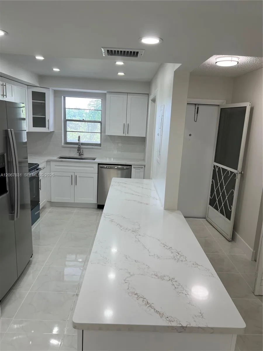 5900 NW 44th St # 405, Lauderhill, FL 33319 photo 3