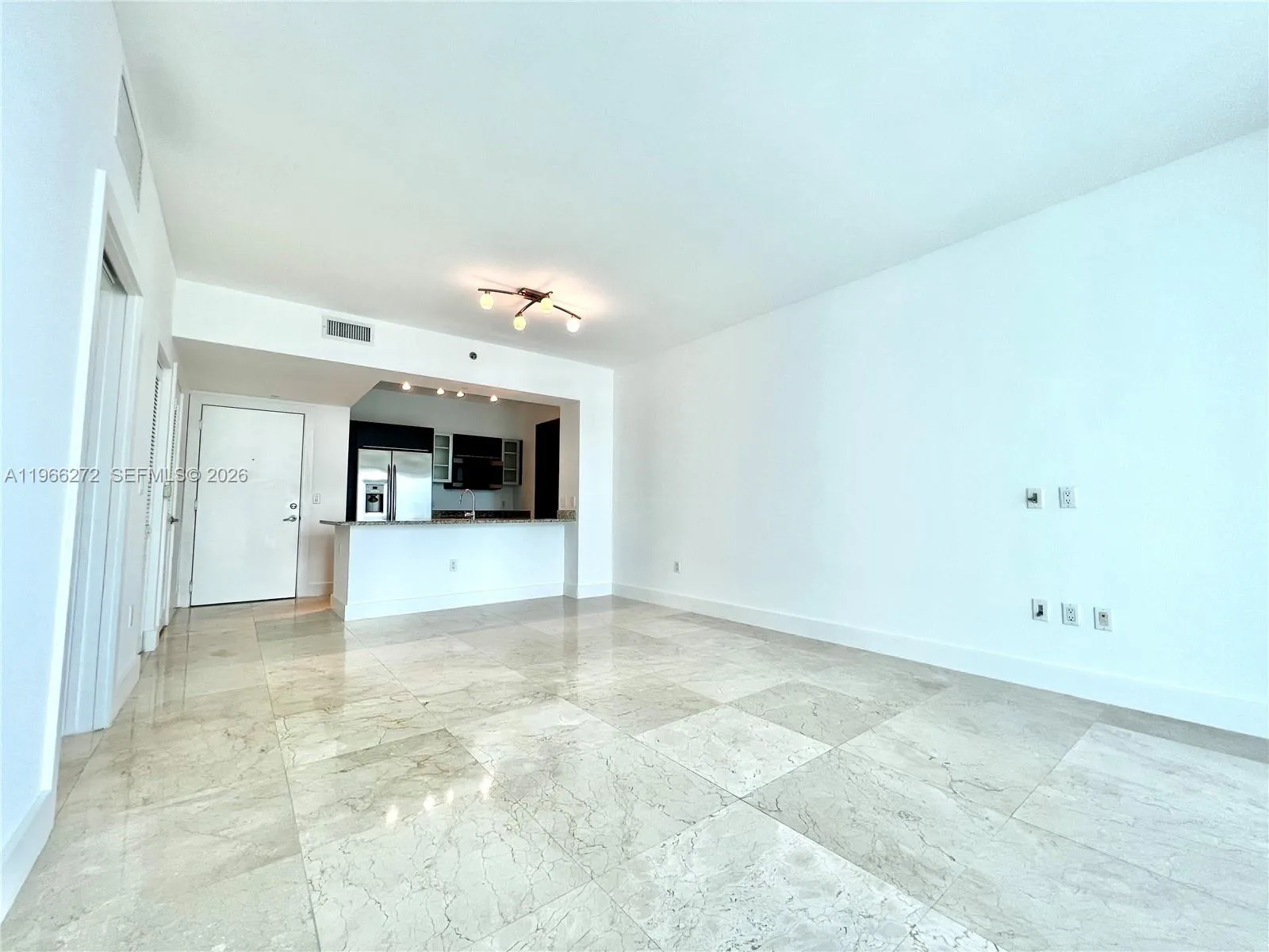 950 Brickell Bay Dr # 3903, Miami, FL 33131 photo 10