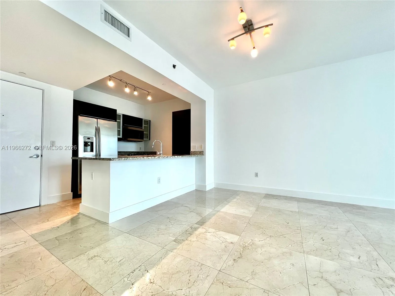 950 Brickell Bay Dr # 3903, Miami, FL 33131 photo 6