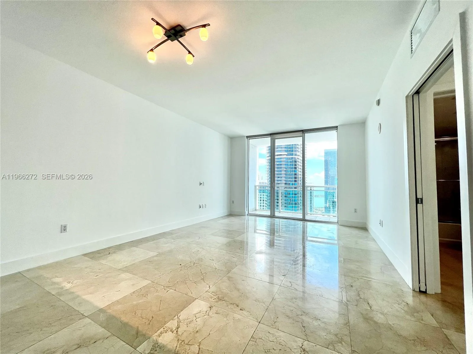 950 Brickell Bay Dr # 3903, Miami, FL 33131 photo 7
