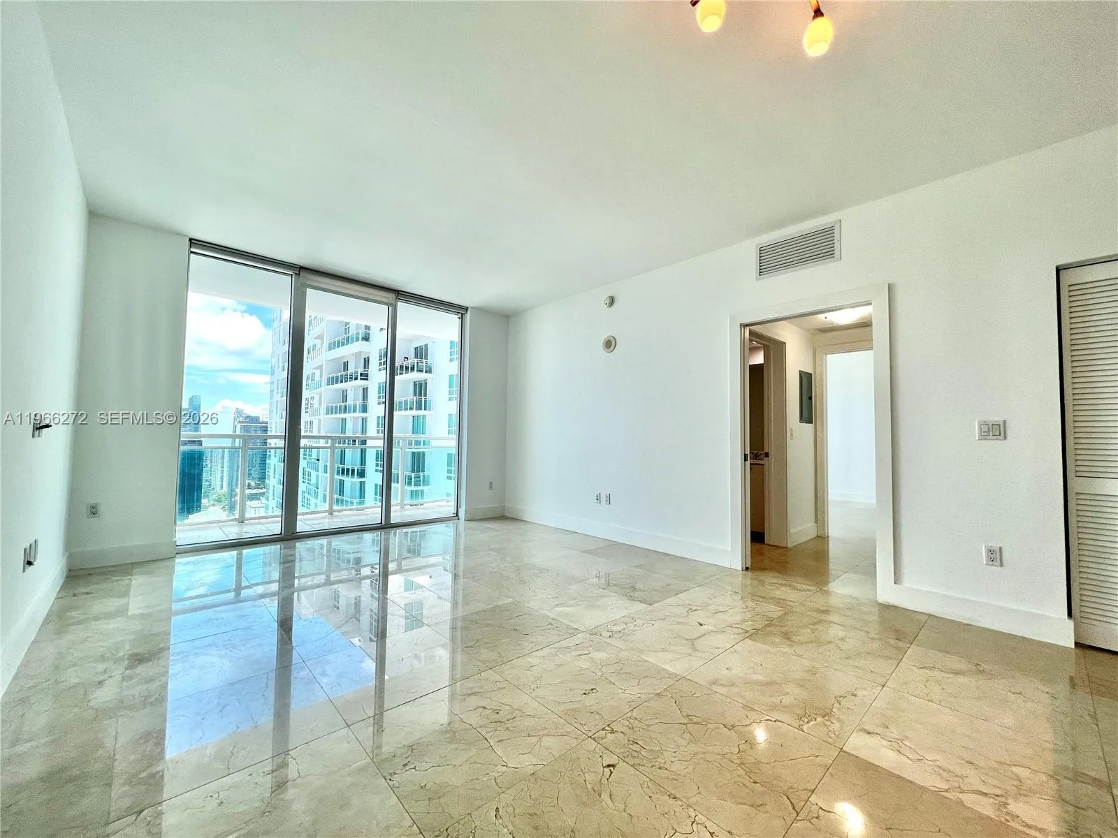 950 Brickell Bay Dr # 3903, Miami, FL 33131 photo 8