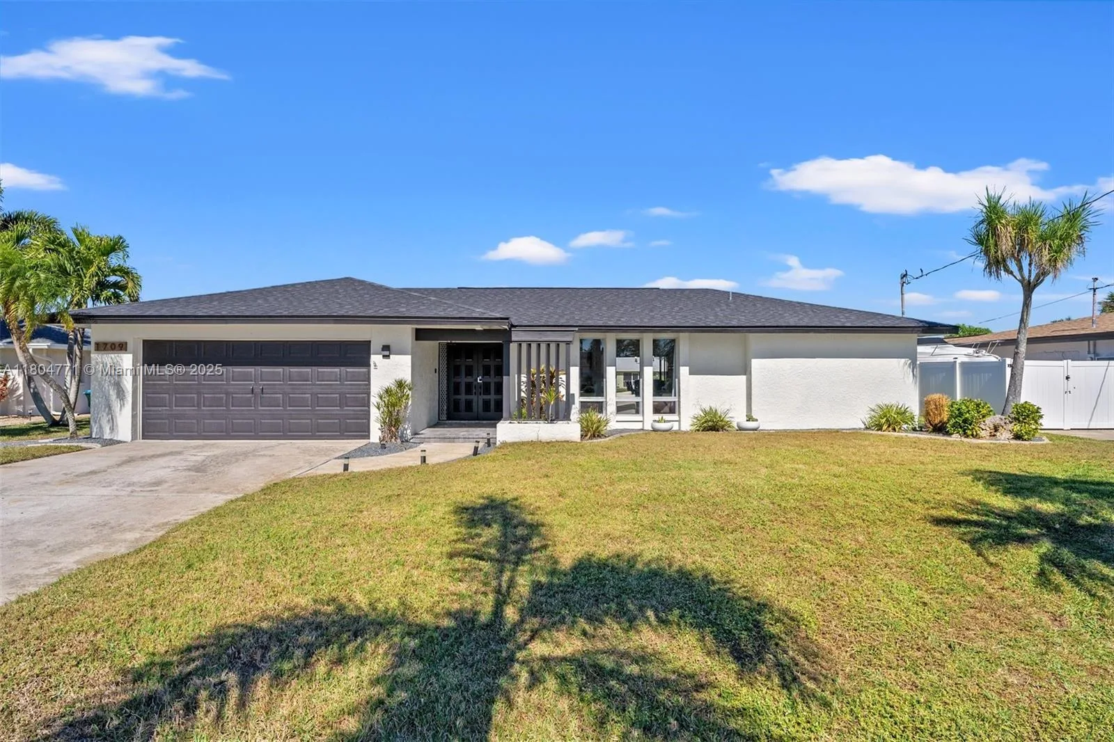 1709 SE 39th ST, Cape Coral, FL 33904 photo 2