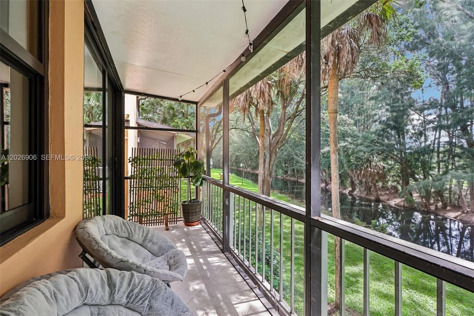 400 Commodore Dr # 206, Plantation, FL 33325