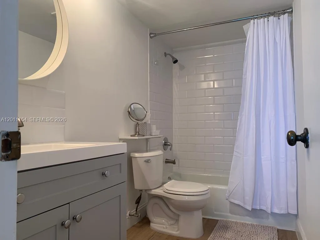 780 NE 69th St # 506, Miami, FL 33138 photo 5