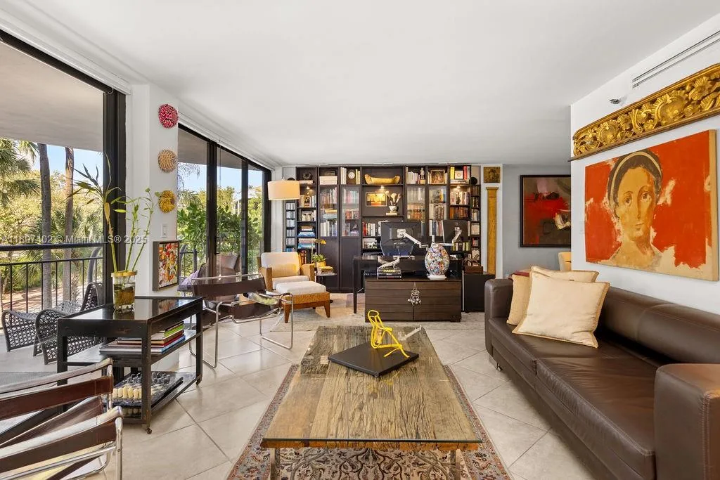 2843 S Bayshore Dr # 4B, Miami, FL 33133