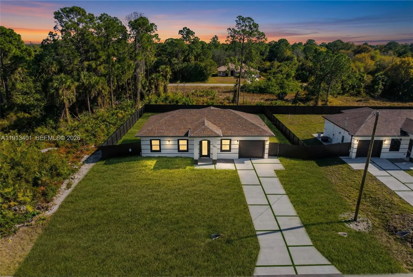 743 S Roma Ave, Lehigh Acres, FL 33974 photo 4