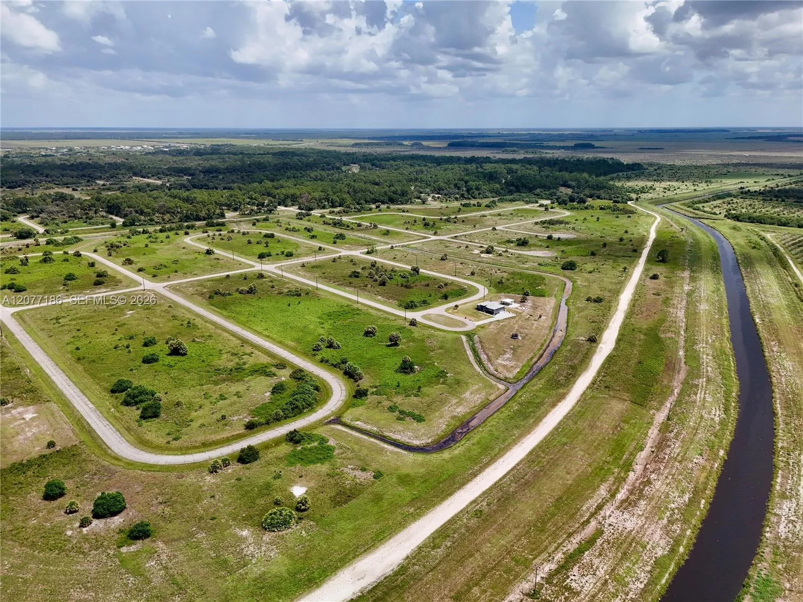 216 LYNBROOK LOOP, La Belle, FL 33935 photo 3