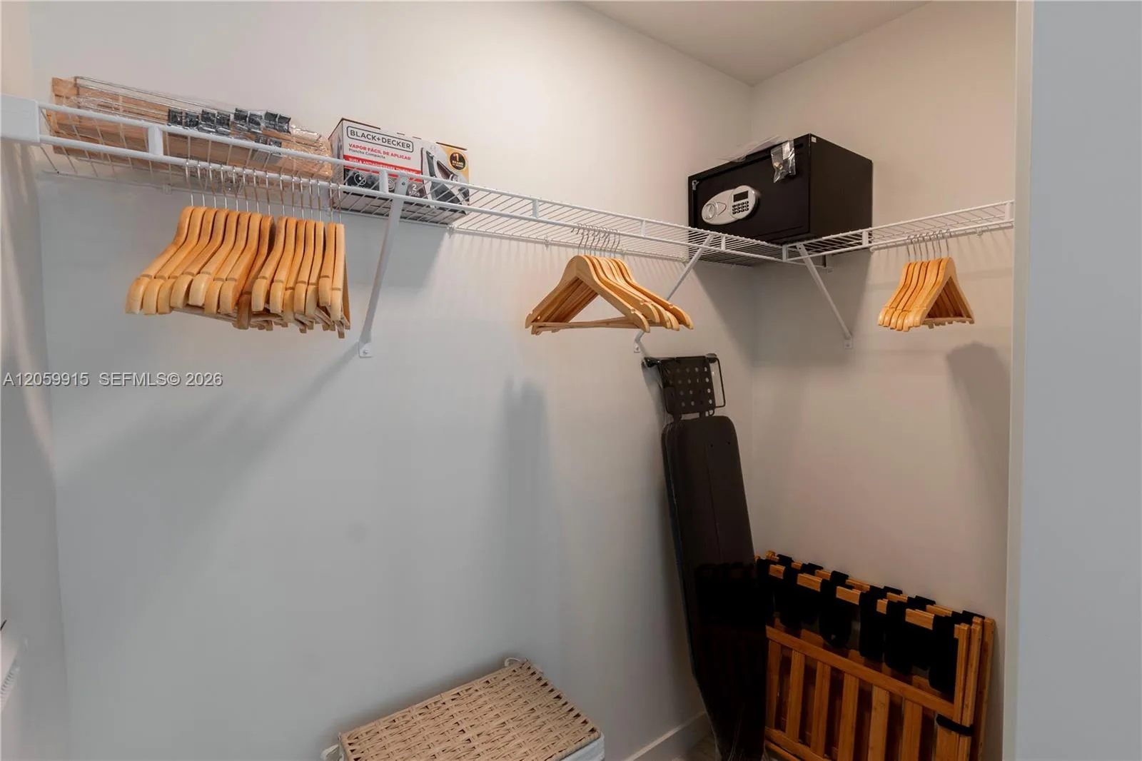 77 SE 5th St # 1910, Miami, FL 33131 photo 10