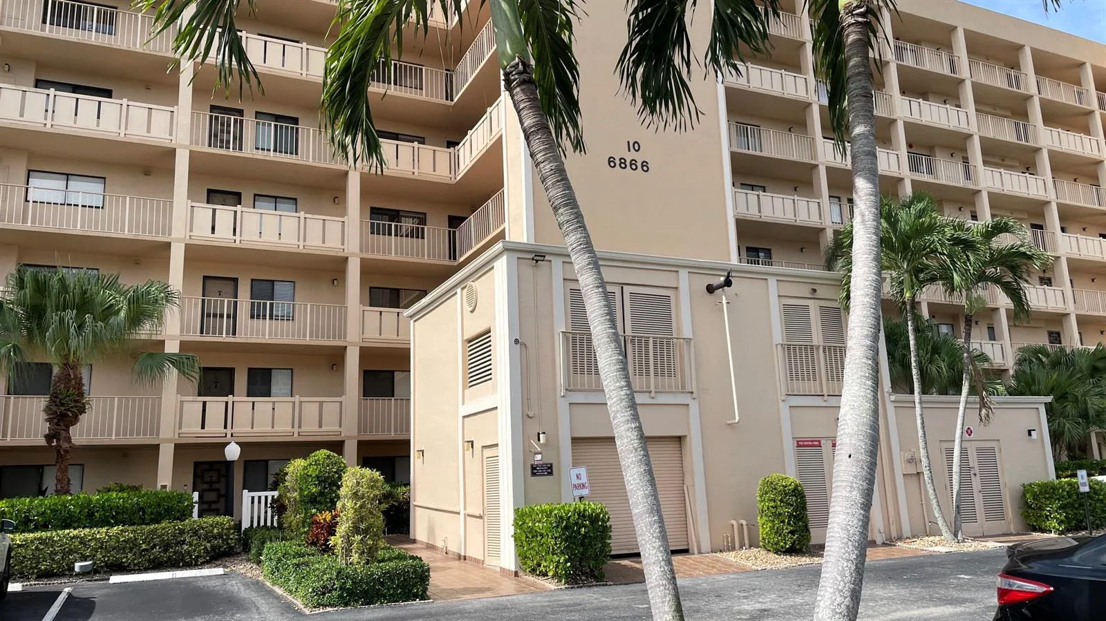 6866 Huntington Lane # 305, Delray Beach, FL 33446