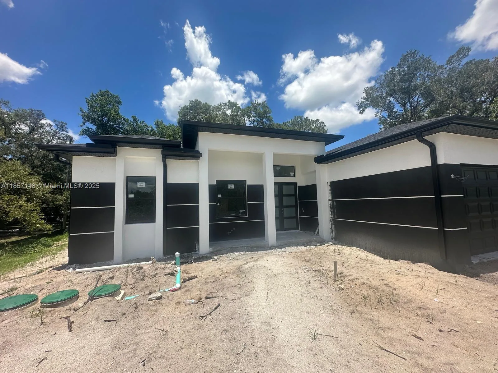 2905 E 18 ST, Lehigh Acres, FL 33972 photo 2