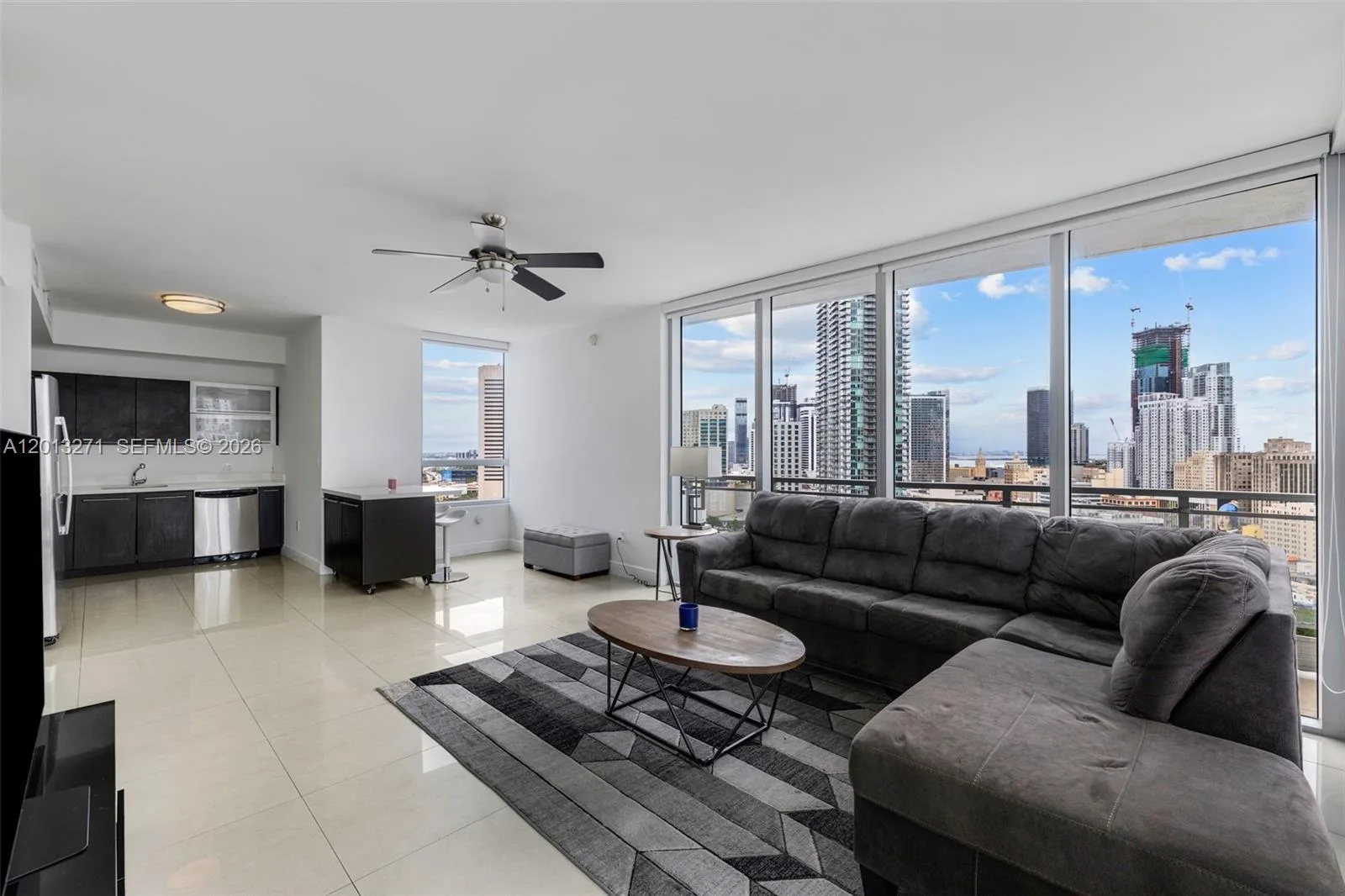 90 SW 3rd St # 2504, Miami, FL 33130 photo 11