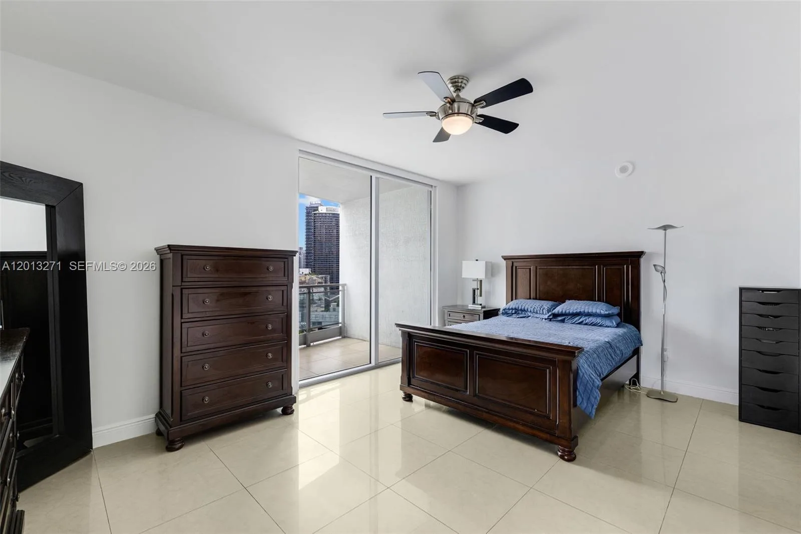 90 SW 3rd St # 2504, Miami, FL 33130 photo 13