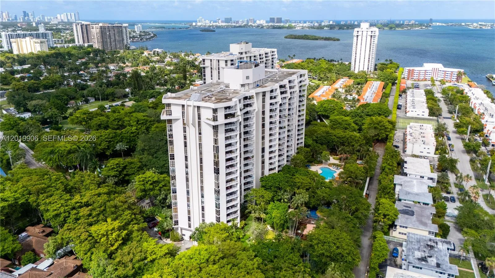 2000 Towerside Ter # 311, Miami, FL 33138
