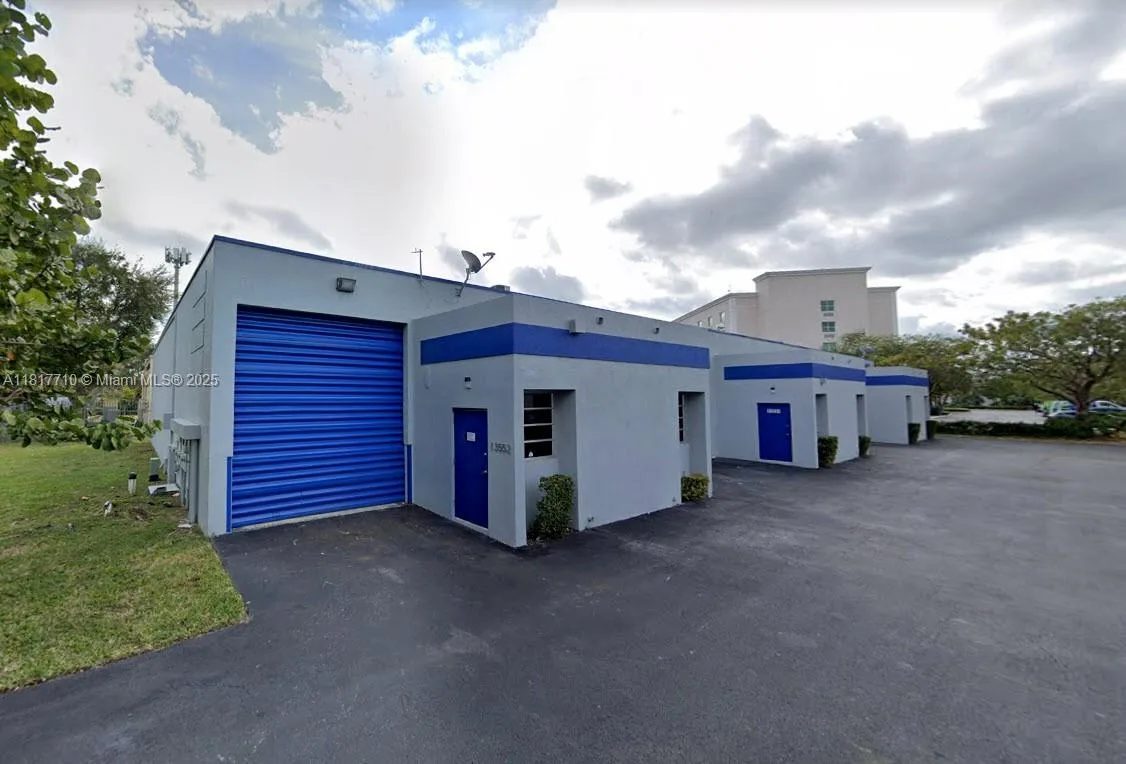 13552 SW 129th St, Miami, FL 33186